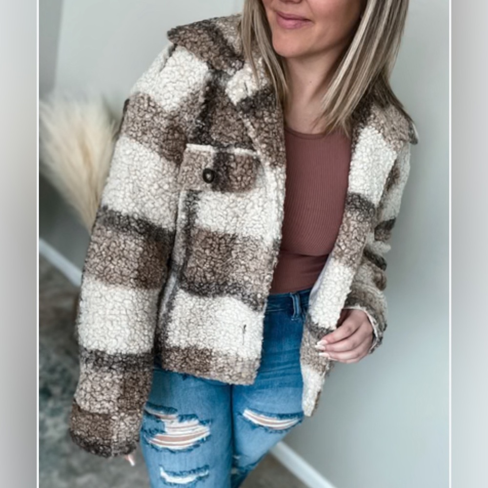 TEDDY PLAID COLLARED JACKET